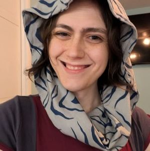 Meet your Posher, Mia